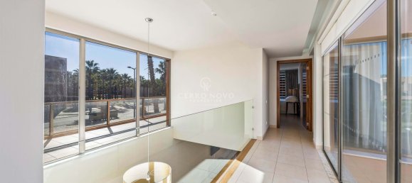 4 bedrooms House in Guia, Portugal No. 121565 17