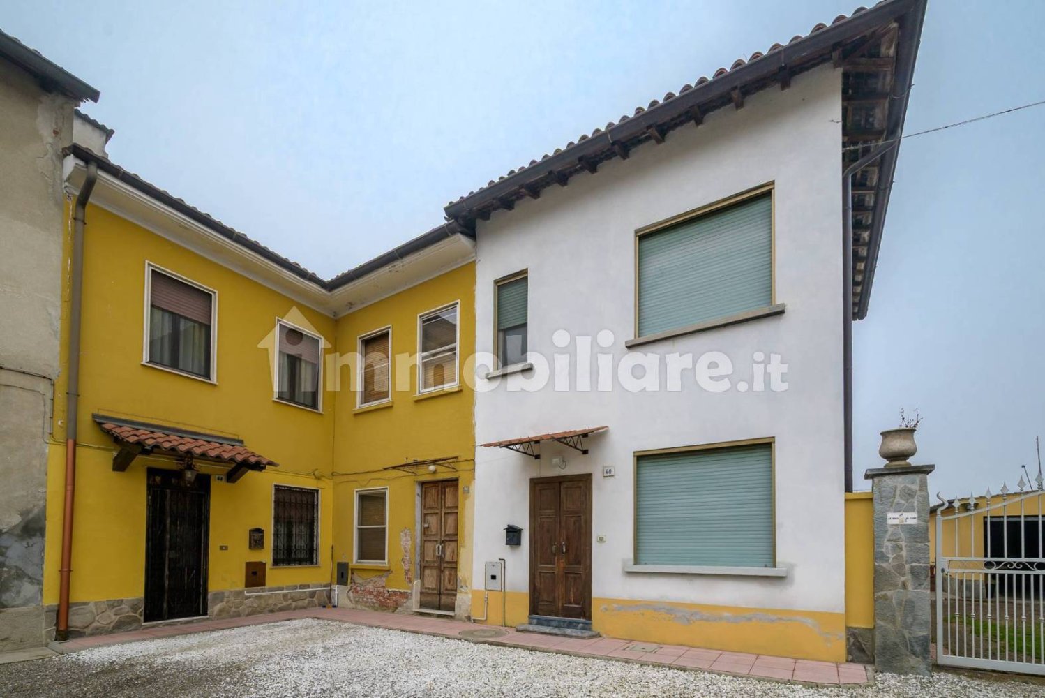 Дом с 5 спальнями в Кортеолона и Дженцоне, Италия № 108055