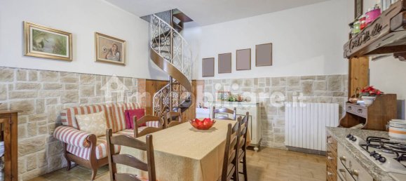 Дом с 5 спальнями в Кортеолона и Дженцоне, Италия № 108055 2