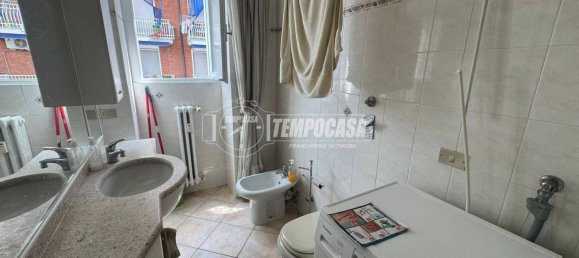 Apartamento de 1 dormitorio en Baranzate, Italy No. 287378 19