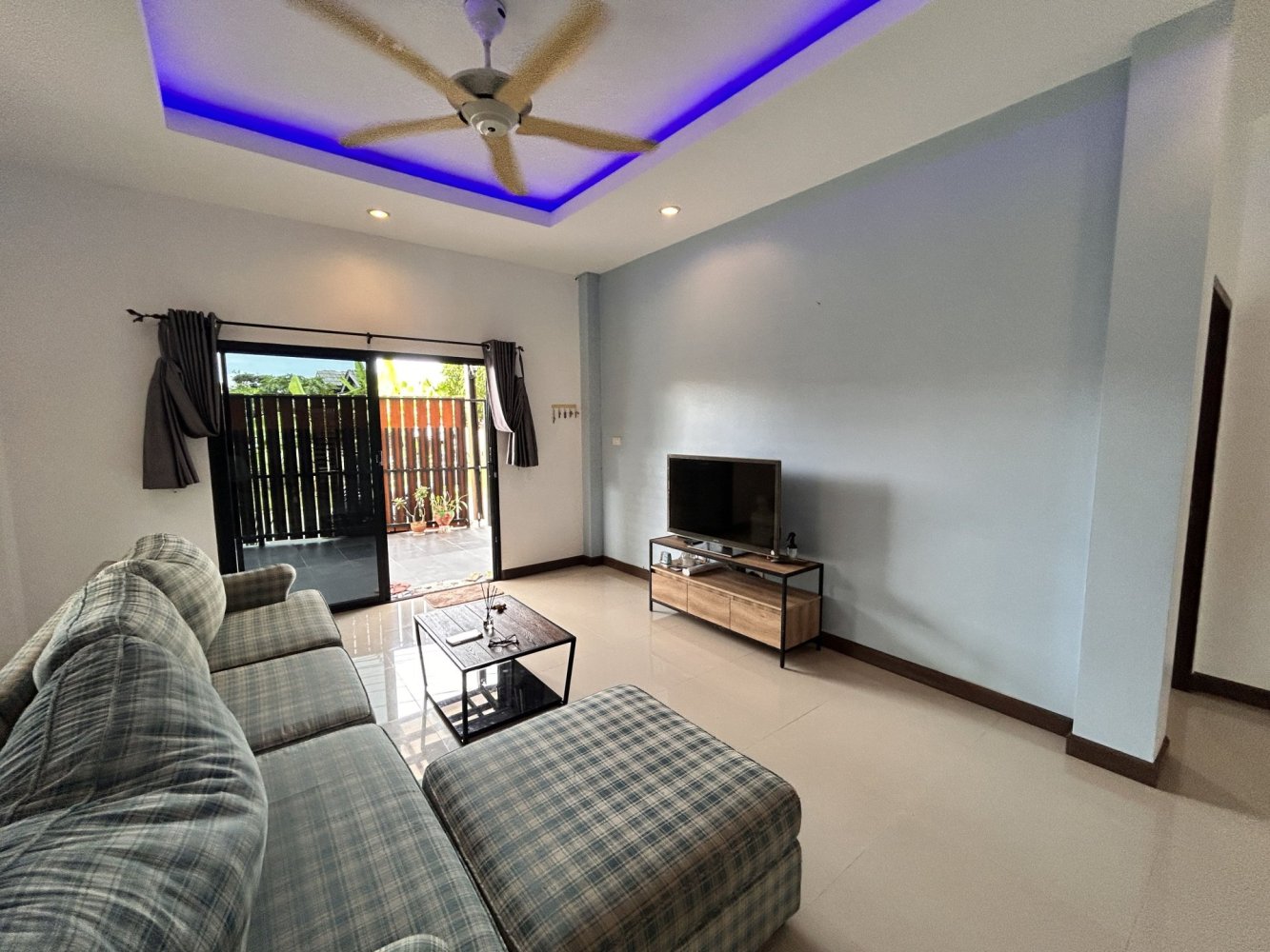 3 bedrooms House in Phuket, Thailand No. 68053