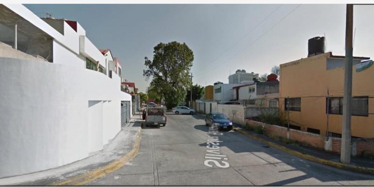 Casa de 3 dormitorios en Naucalpan de Juárez, Mexico No. 225702