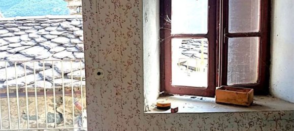 Casa de 8 habitaciónes en Donnas, Italy No. 61443 6