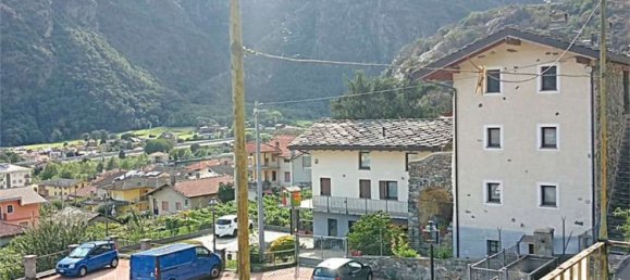 Casa de 8 habitaciónes en Donnas, Italy No. 61443 8