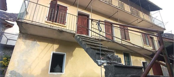 Casa de 8 habitaciónes en Donnas, Italy No. 61443 3