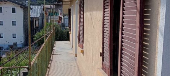 Casa de 8 habitaciónes en Donnas, Italy No. 61443 7