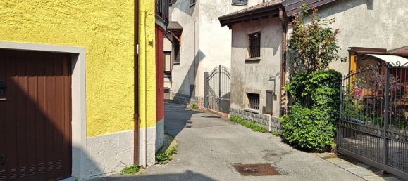 3 rooms House in Laino, Italy No. 148145 2