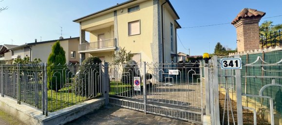 2 غرف نوم شقة في Calusco d'Adda, Italy رقم 329459 33