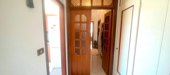 4 bedrooms Apartment in Rimini, Italy No. 341268 3