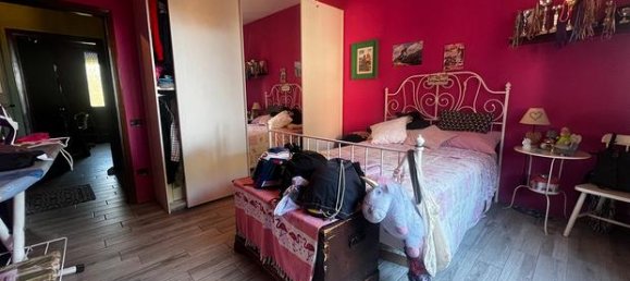 4 rooms Apartment in Prato, Italy No. 288012 5