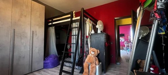 4 rooms Apartment in Prato, Italy No. 288012 4