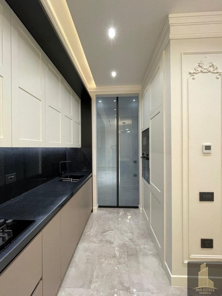 3 bedrooms Apartment in Nasimi, Azerbaijan No. 1743