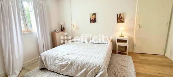 5 bedrooms House in Nantes, France No. 320225 21