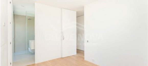 3 Schlafzimmer Wohnung in Porto, Portugal, Nr. 44437 6