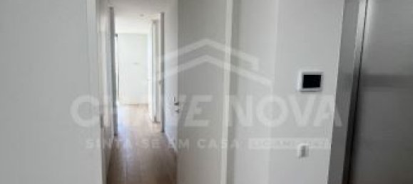 3 Schlafzimmer Wohnung in Porto, Portugal, Nr. 44437 17