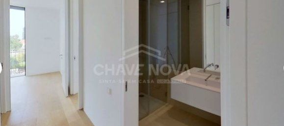 3 Schlafzimmer Wohnung in Porto, Portugal, Nr. 44437 9