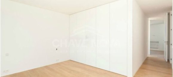 3 Schlafzimmer Wohnung in Porto, Portugal, Nr. 44437 7
