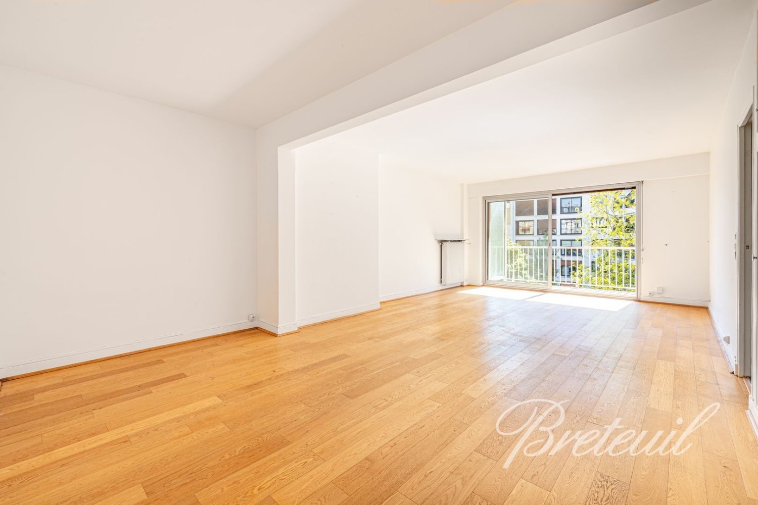 2 Schlafzimmer Wohnung in Paris, France, Nr. 297995