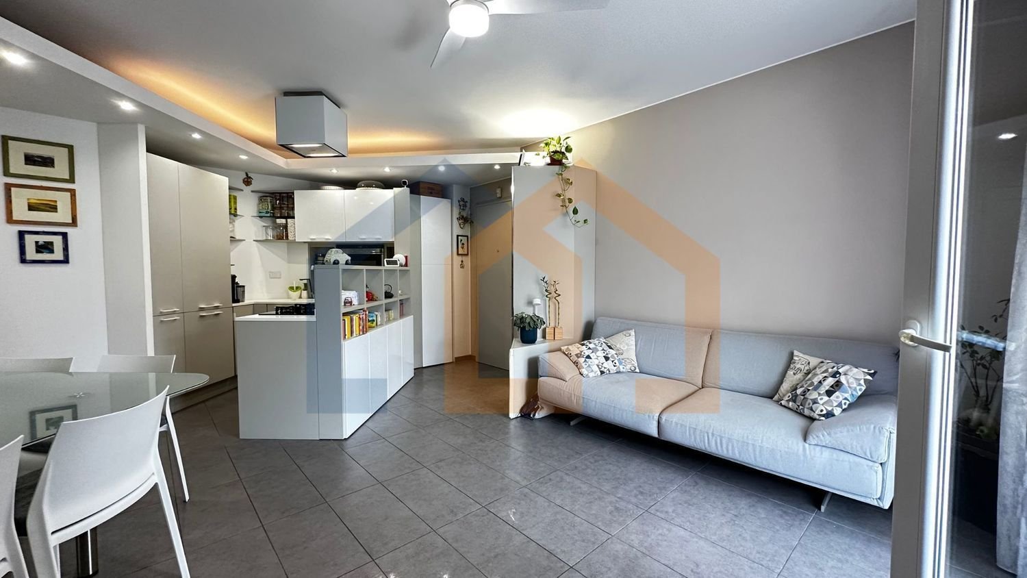 4-Zimmer Wohnung in Savona, Italy, Nr. 266539