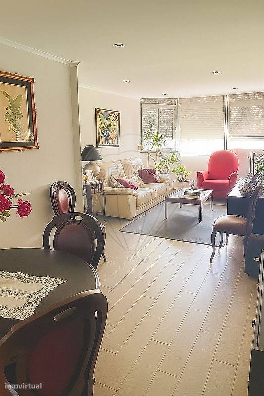 2 bedrooms Apartment in Lisbon, Portugal No. 320347