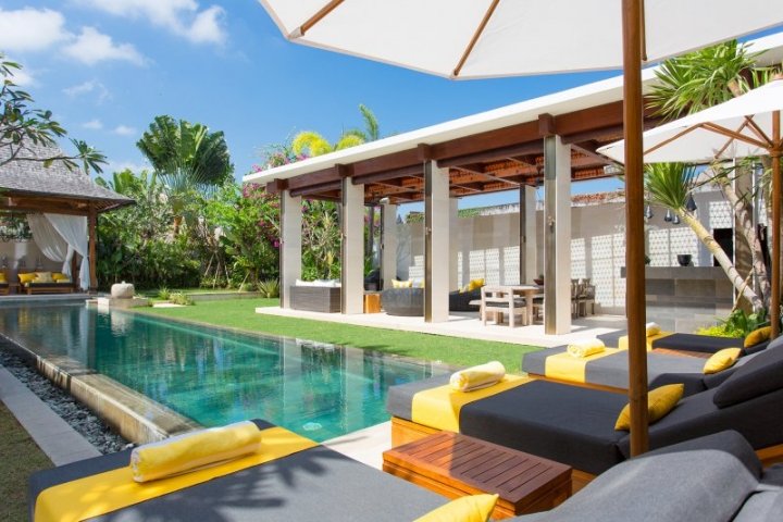 6 chambres Villa à Seminyak, Indonesia No. 2874