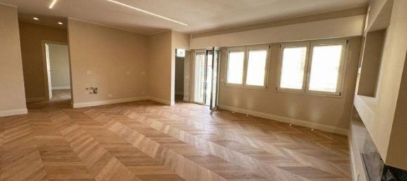 5-salle Appartement à Sesto Fiorentino, Italy No. 37161 11