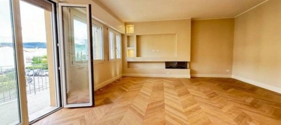 5-salle Appartement à Sesto Fiorentino, Italy No. 37161 10