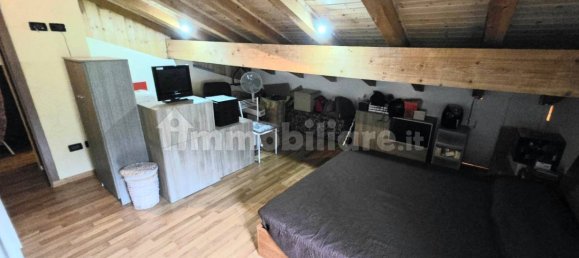 Dúplex de 2 dormitorios en Quart, Italy No. 340572 20