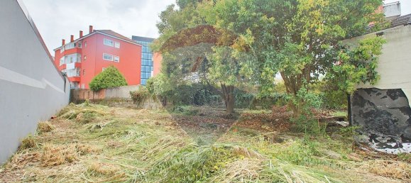 698m² Land in Porto, Portugal No. 34462 9