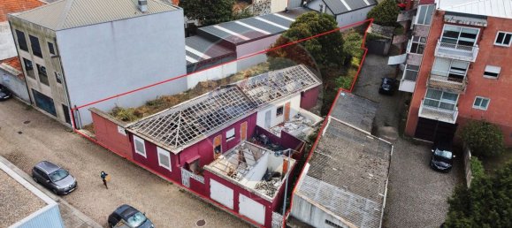 698m² Land in Porto, Portugal No. 34462 11