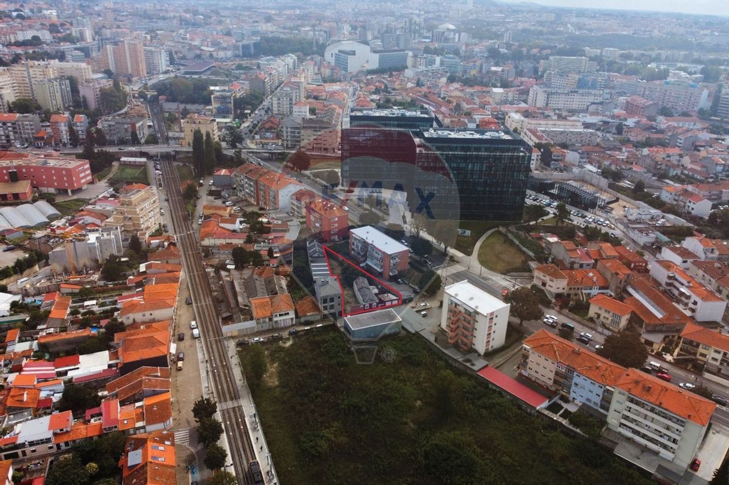 698m² Land in Porto, Portugal No. 34462