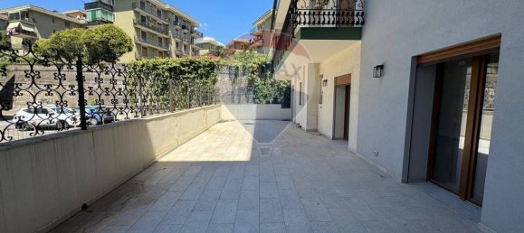 5 rooms Apartment in Tremestieri Etneo, Italy No. 275340 6