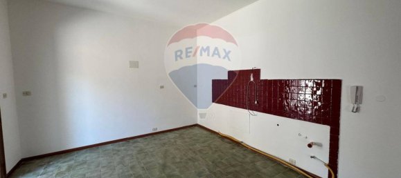 5 rooms Apartment in Tremestieri Etneo, Italy No. 275340 5