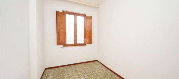 7غرفة منزل في Quarrata, Italy رقم 47649 32