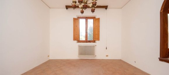 7غرفة منزل في Quarrata, Italy رقم 47649 17