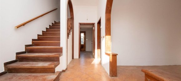 7غرفة منزل في Quarrata, Italy رقم 47649 2