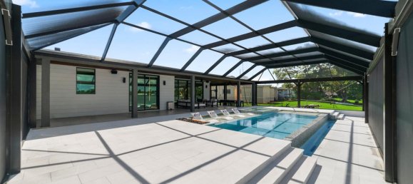 4 dormitorios villa en venta en Miami, Miami-Dade, Florida, USA № 615857 16