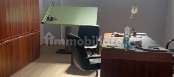4 rooms Office in Cosenza, Italy No. 41569 3