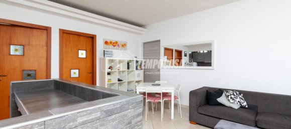 3 Schlafzimmer Wohnung in Crevalcore, Italy, Nr. 354159 13