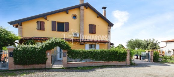 3 Schlafzimmer Wohnung in Crevalcore, Italy, Nr. 354159 8