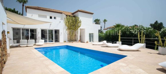 5 bedrooms Villa in Marbella, Spain No. 102788 33