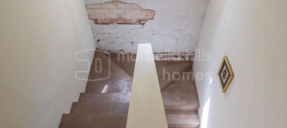 5 bedrooms Villa in Marbella, Spain No. 102788 12