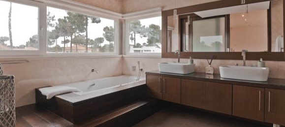 4 bedrooms House in Almada, Portugal No. 111208 20