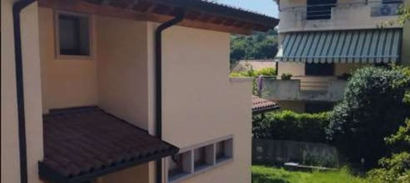 5 bedrooms House in Sant'Ambrogio di Valpolicella, Italy No. 371000 3