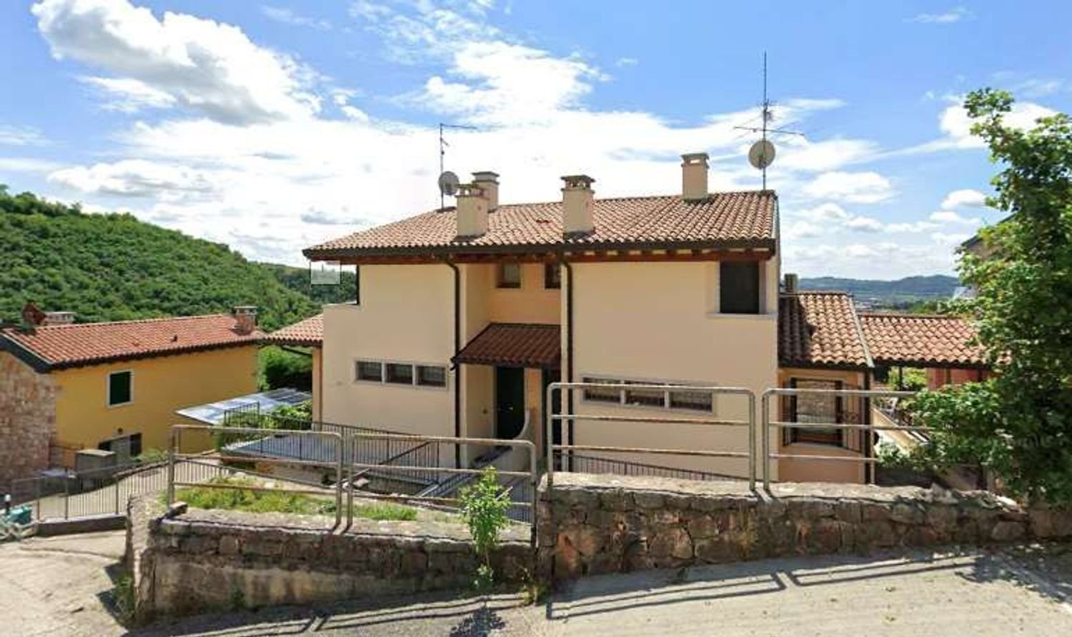 5 bedrooms House in Sant'Ambrogio di Valpolicella, Italy No. 371000