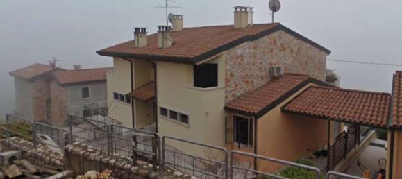 5 bedrooms House in Sant'Ambrogio di Valpolicella, Italy No. 371000 2