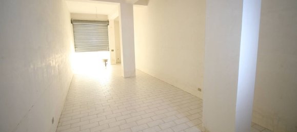 16m² Commercial property in Montepaone, Italy No. 282767 6