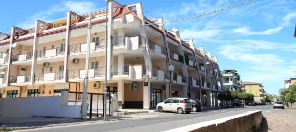 16m² Commercial property in Montepaone, Italy No. 282767 2