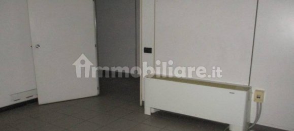 5 rooms Office in Genoa, Italy No. 133206 6