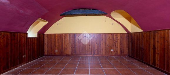 Дом с 6 комнатами в Костильоле Салуццо, Италия № 19812 14